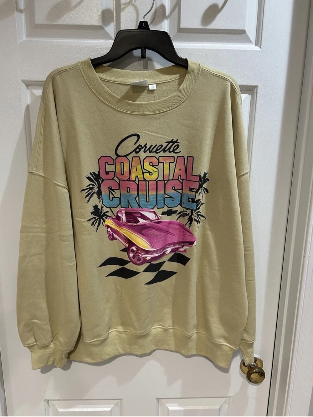 NWT women’s GM Corvette Graphic Sweatshirt with Pink & Yellow Print Sz L